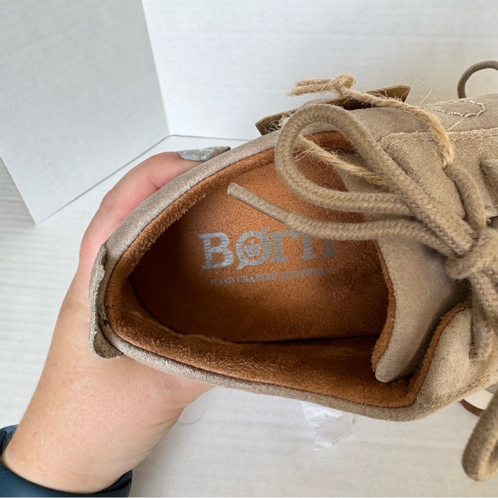 NIB Born Lynn Sneakers Size 7 Cream Distressed Suede Retro Arch Support Shoes - Picture 11 of 15